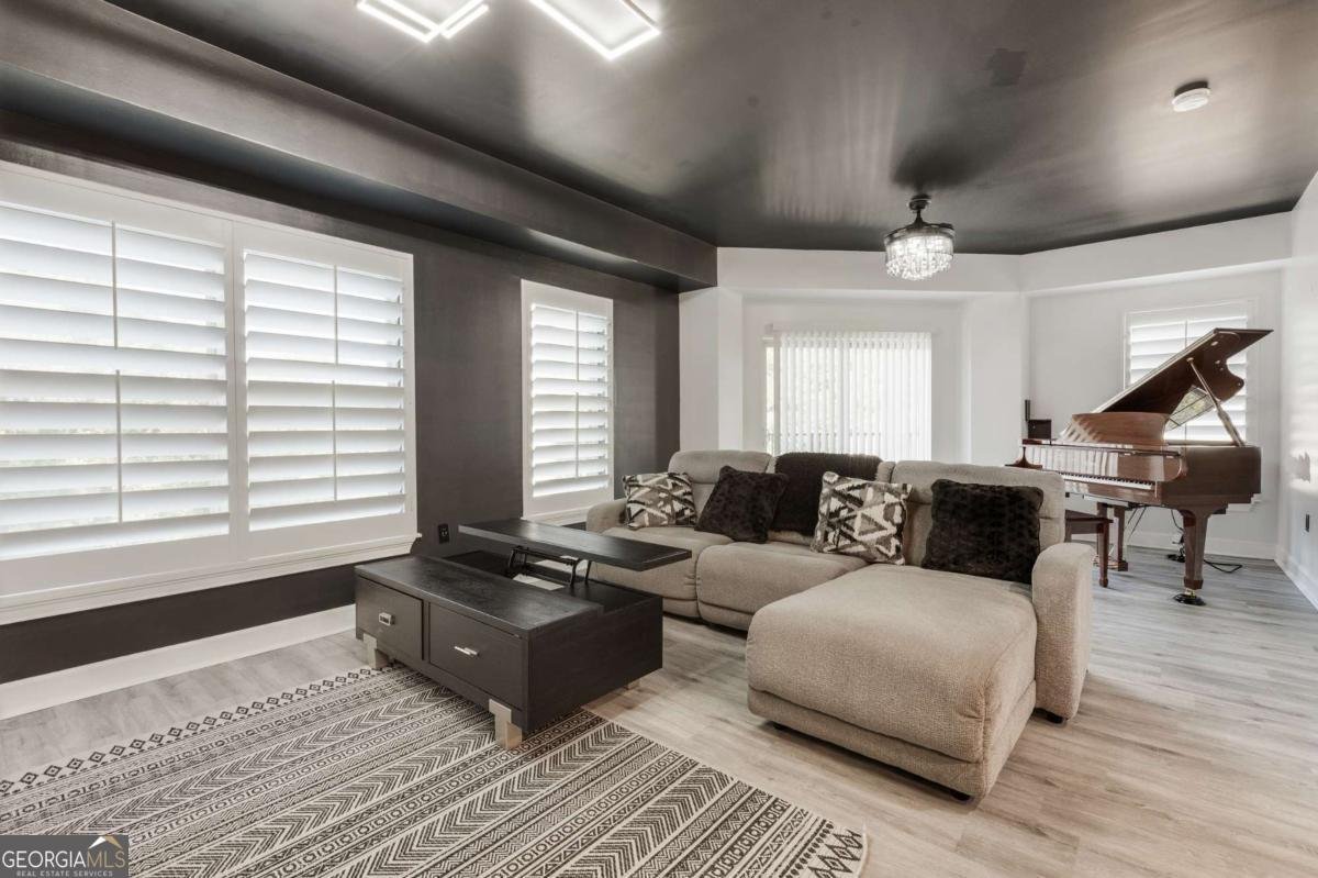 200 River Vista Drive Atlanta - 10