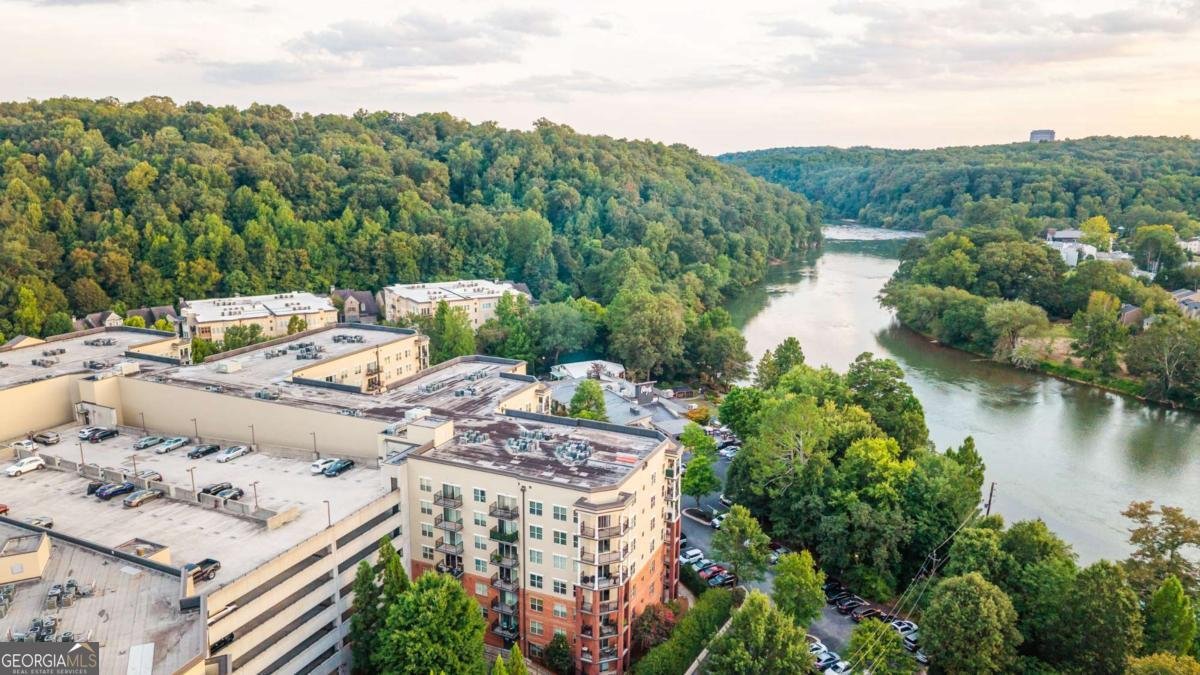 200 River Vista Drive Atlanta - 84