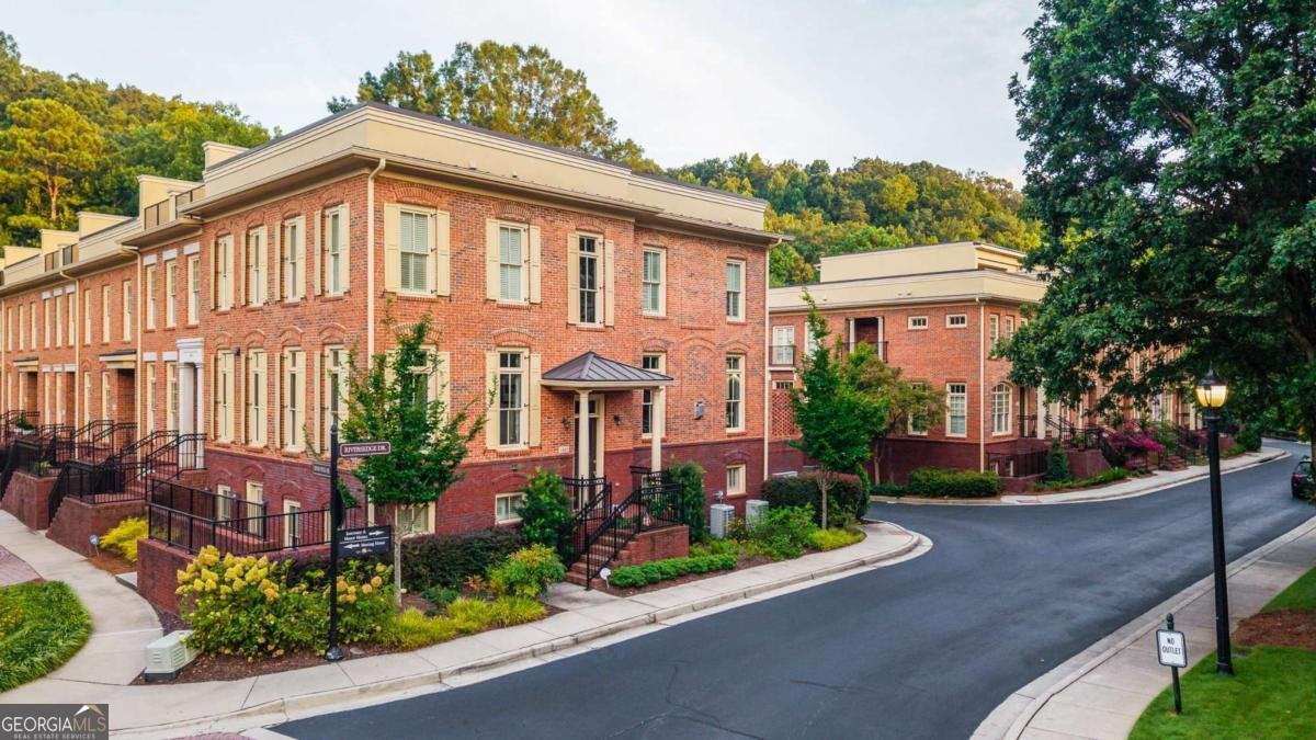 200 River Vista Drive Atlanta - 85