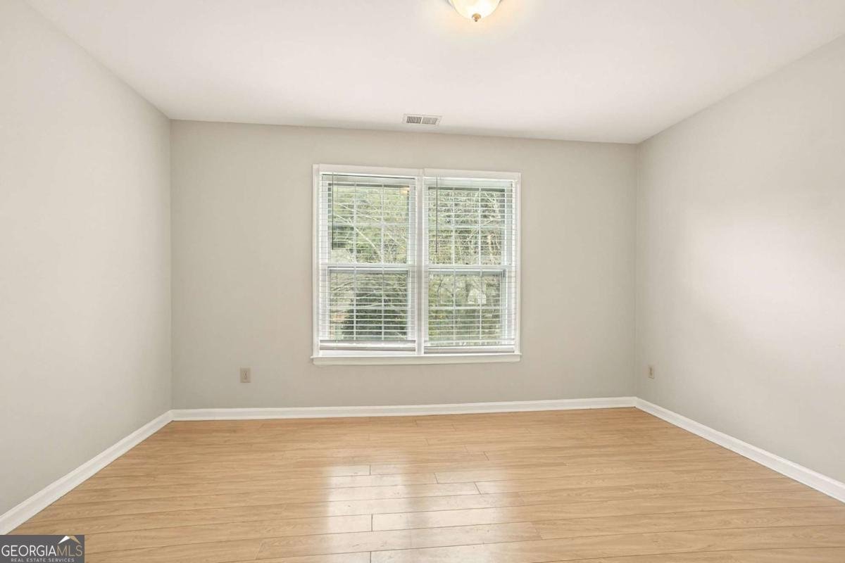 140 Glen Holly Drive Roswell - 5