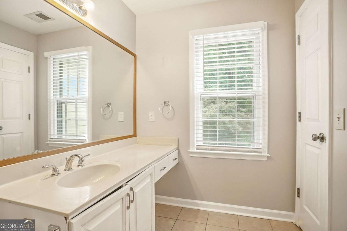 140 Glen Holly Drive Roswell - 8