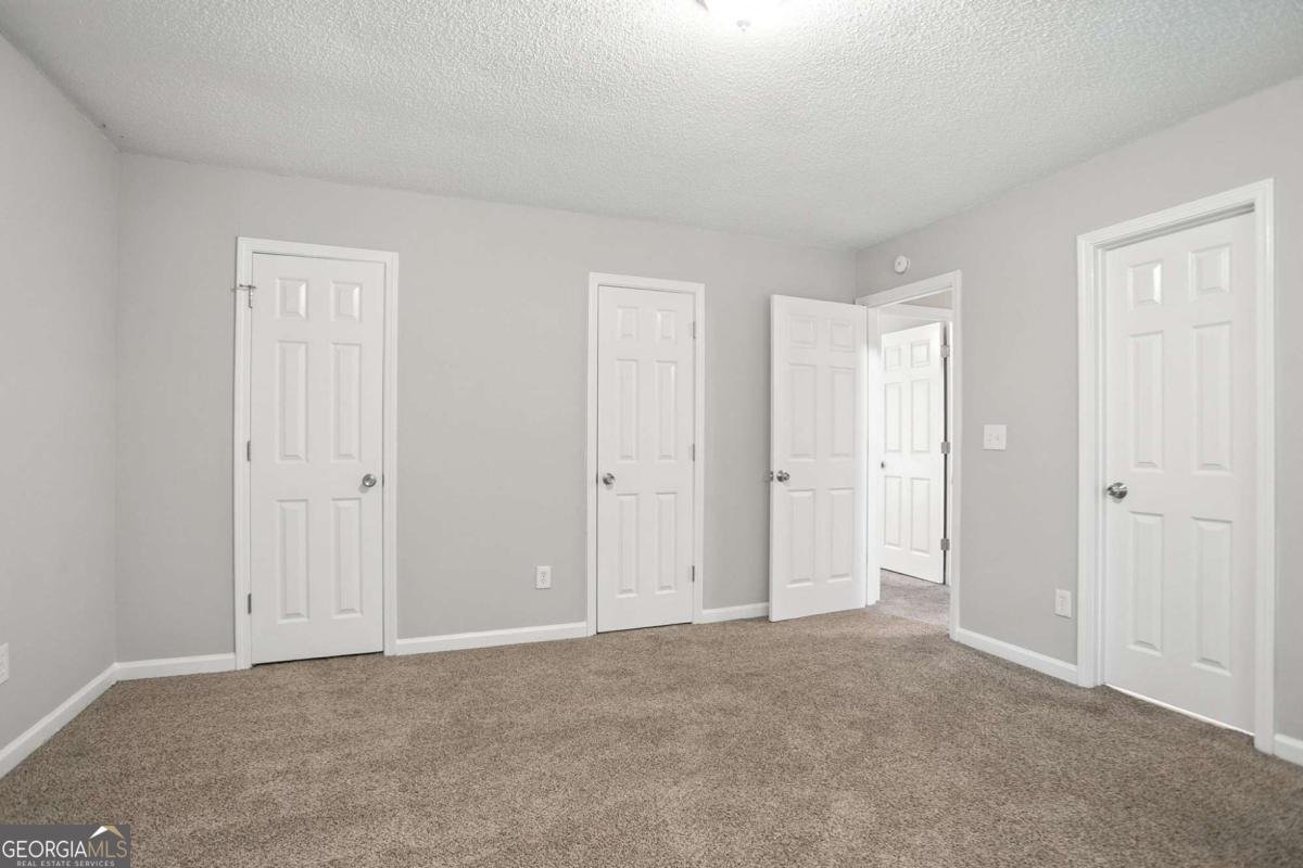 1286 Regal Heights Drive Lithonia - 19