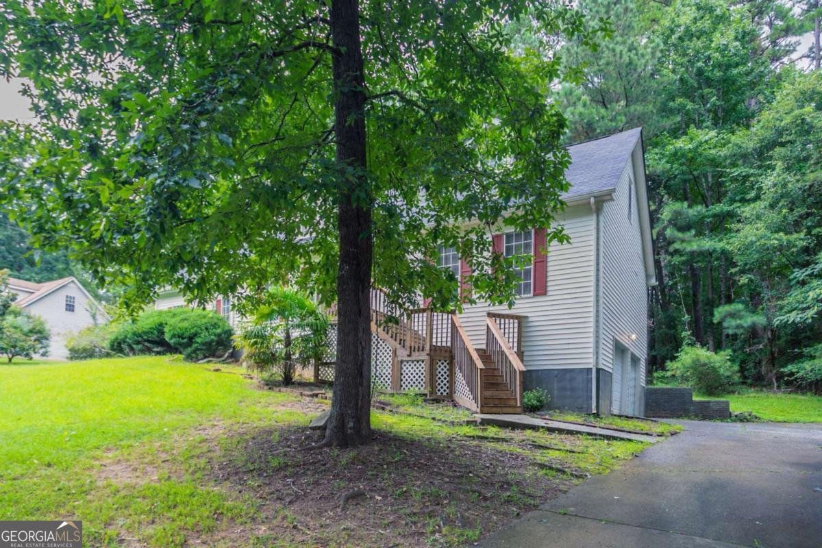 1286 Regal Heights Drive Lithonia - 3