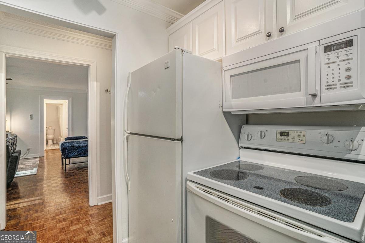 300 Peachtree Street Atlanta - 10
