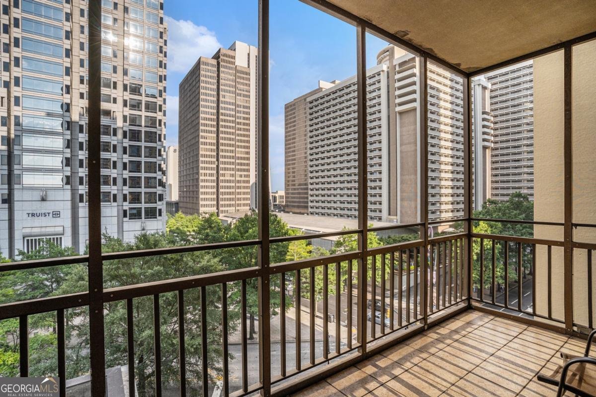300 Peachtree Street Atlanta - 4