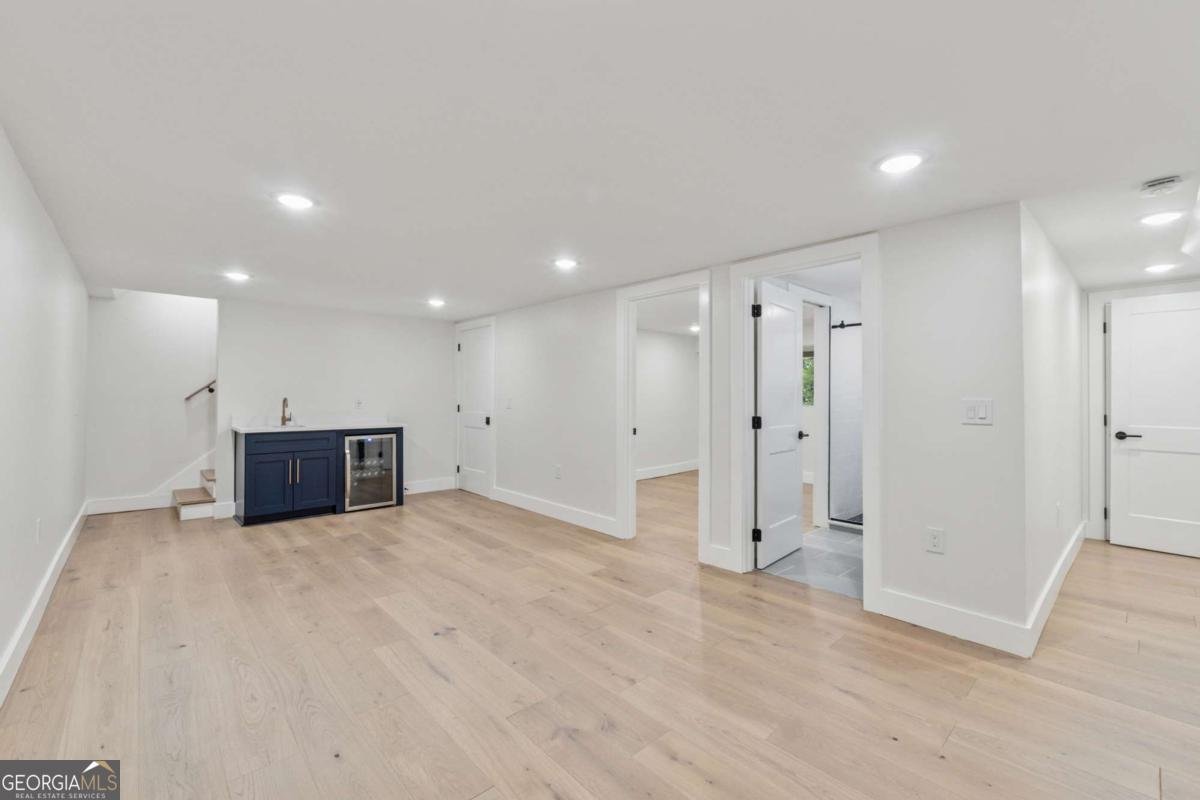 1542 Lavista Road Atlanta - 25