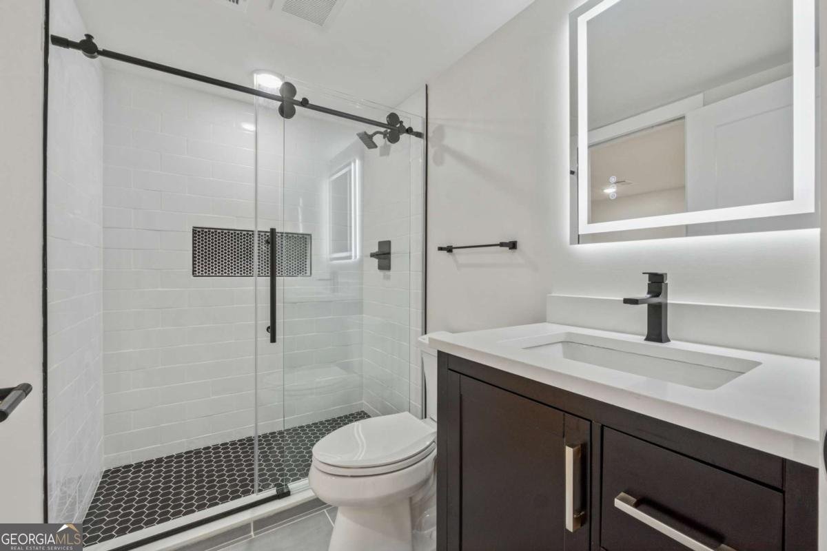 1542 Lavista Road Atlanta - 27