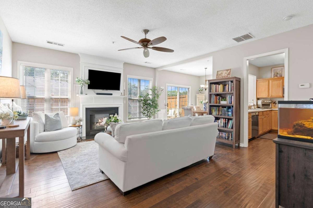 240 Regent Square Woodstock - 3