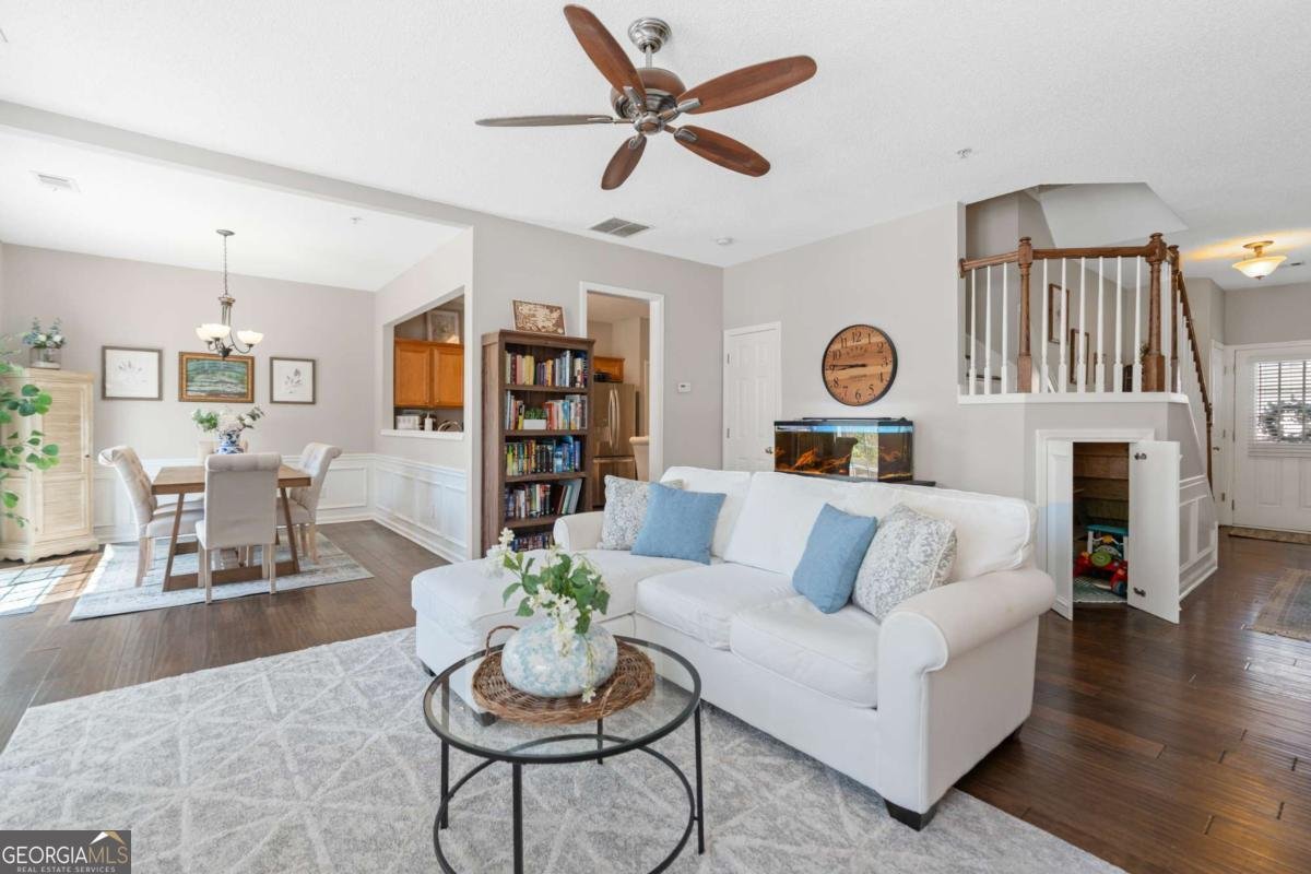 240 Regent Square Woodstock - 4