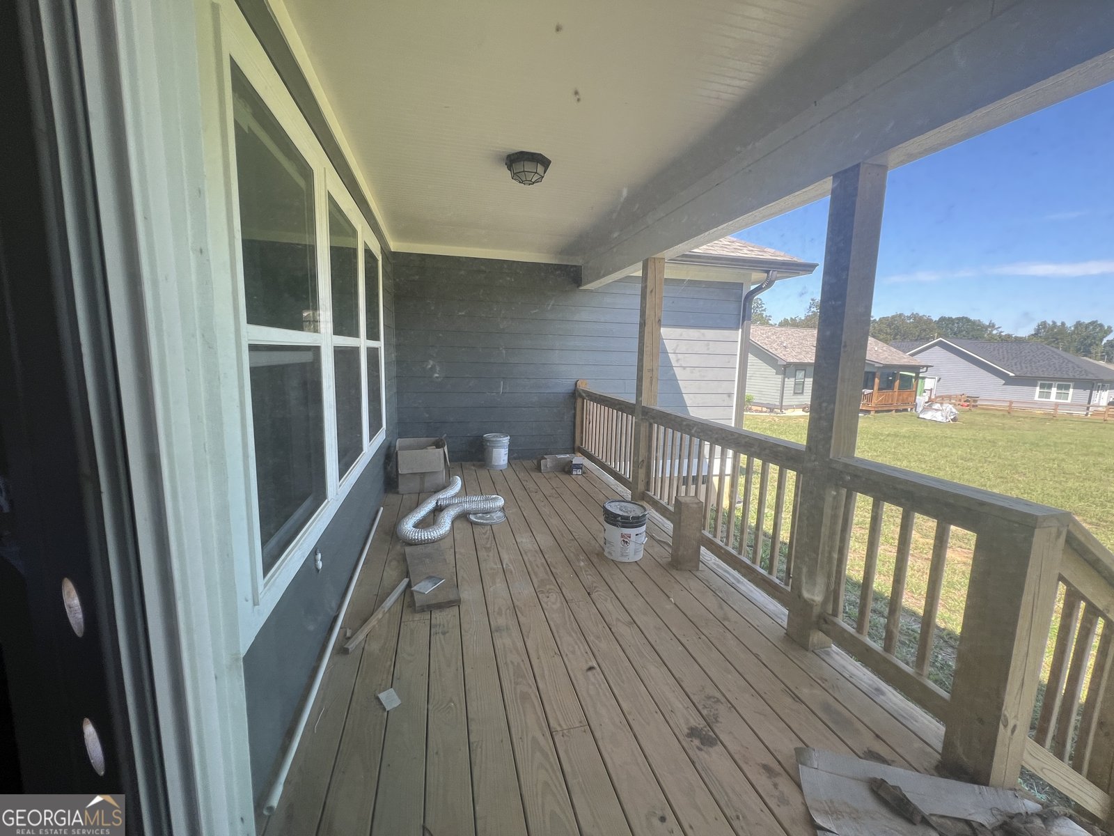 TRACT 12 Laurel Avenue Comer - 11