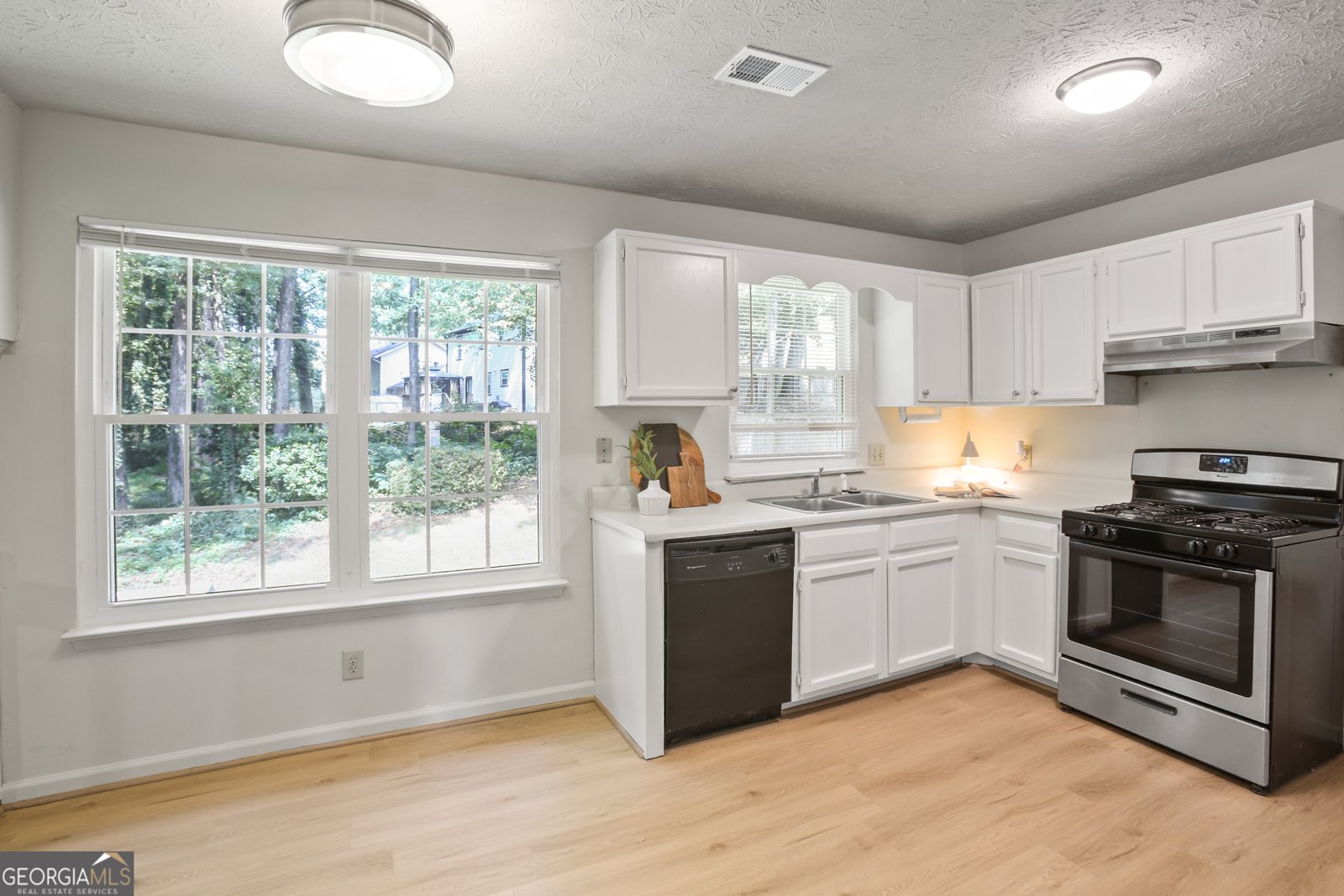 615 Barrington Way Roswell - 6