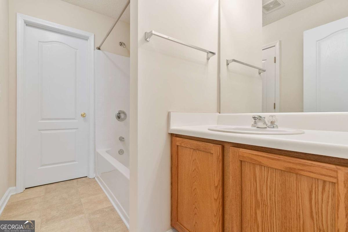 184 DARBYS CROSSING Court Hiram - 14