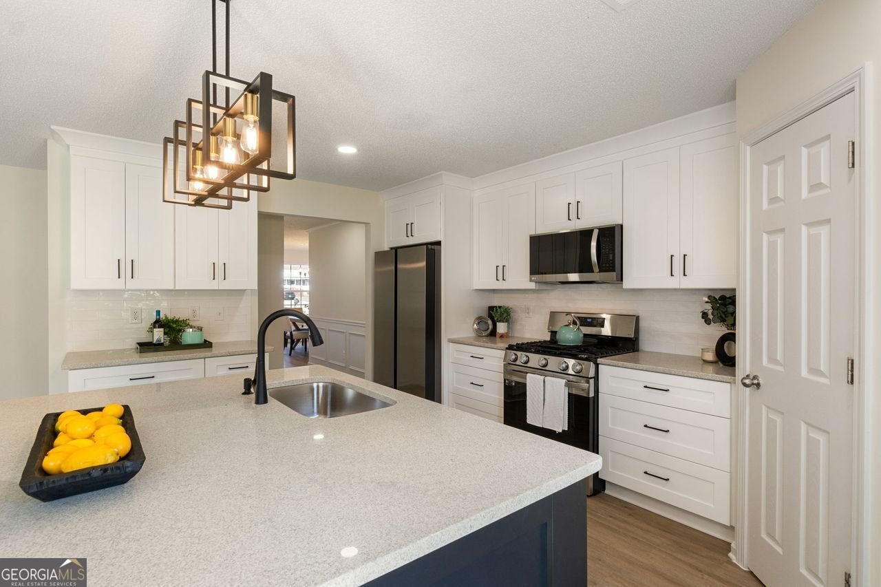 191 KYNDAL Drive Hampton - 14