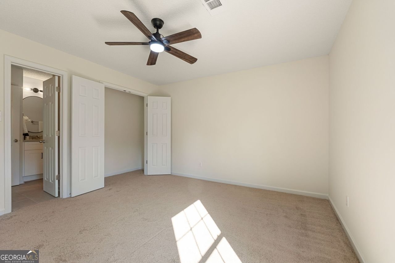 191 KYNDAL Drive Hampton - 21