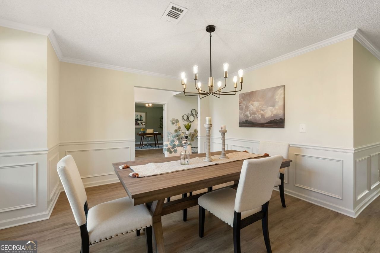 191 KYNDAL Drive Hampton - 8