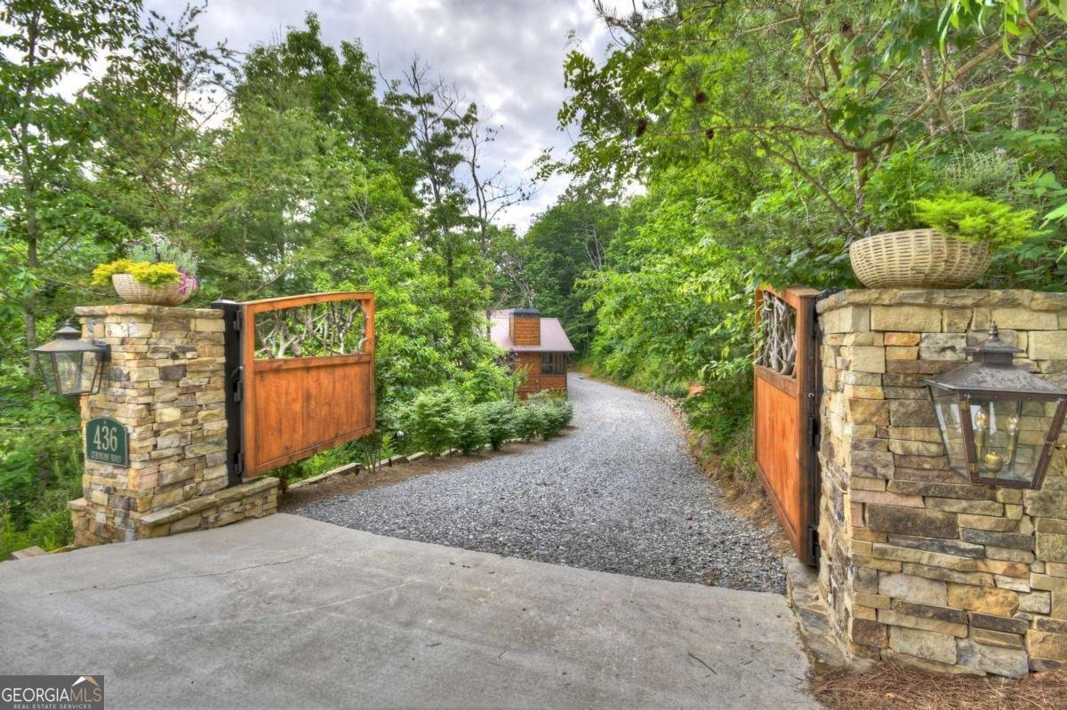 436 Geronimo Road Blue Ridge - 2