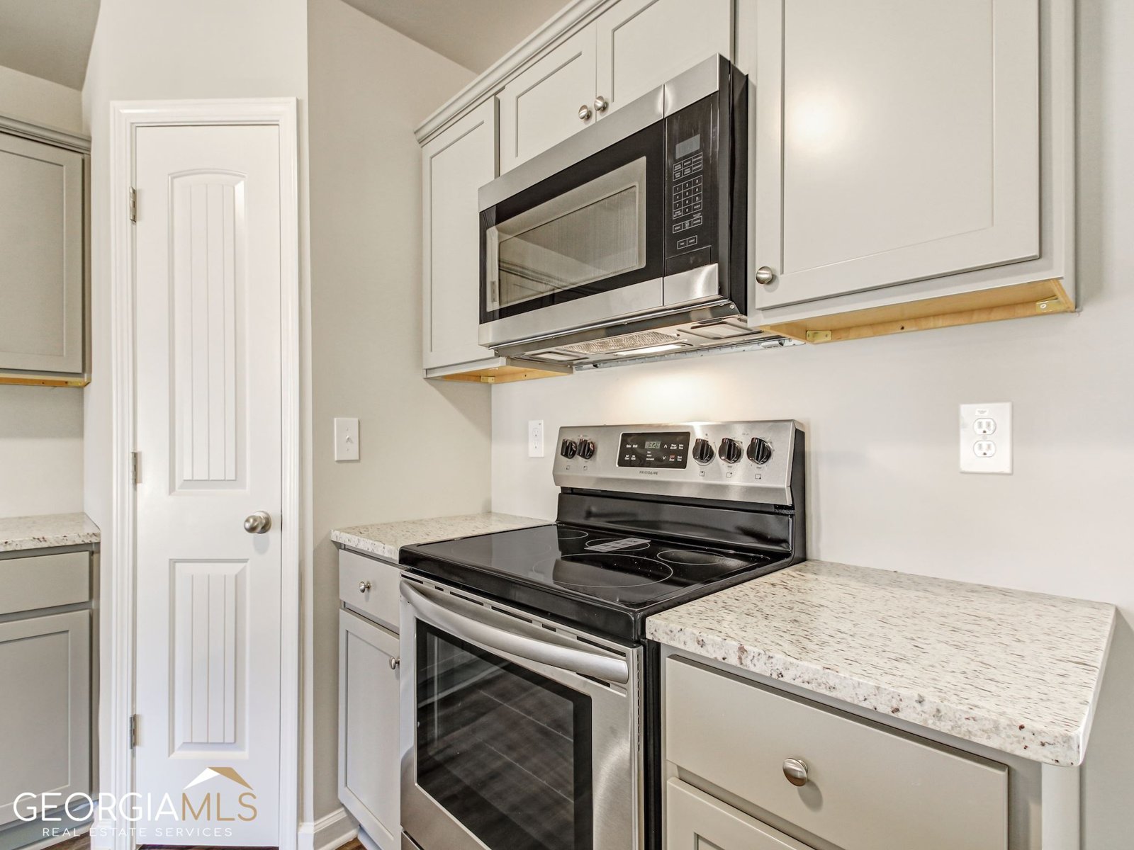44 Holly Lane Woodbury - 2