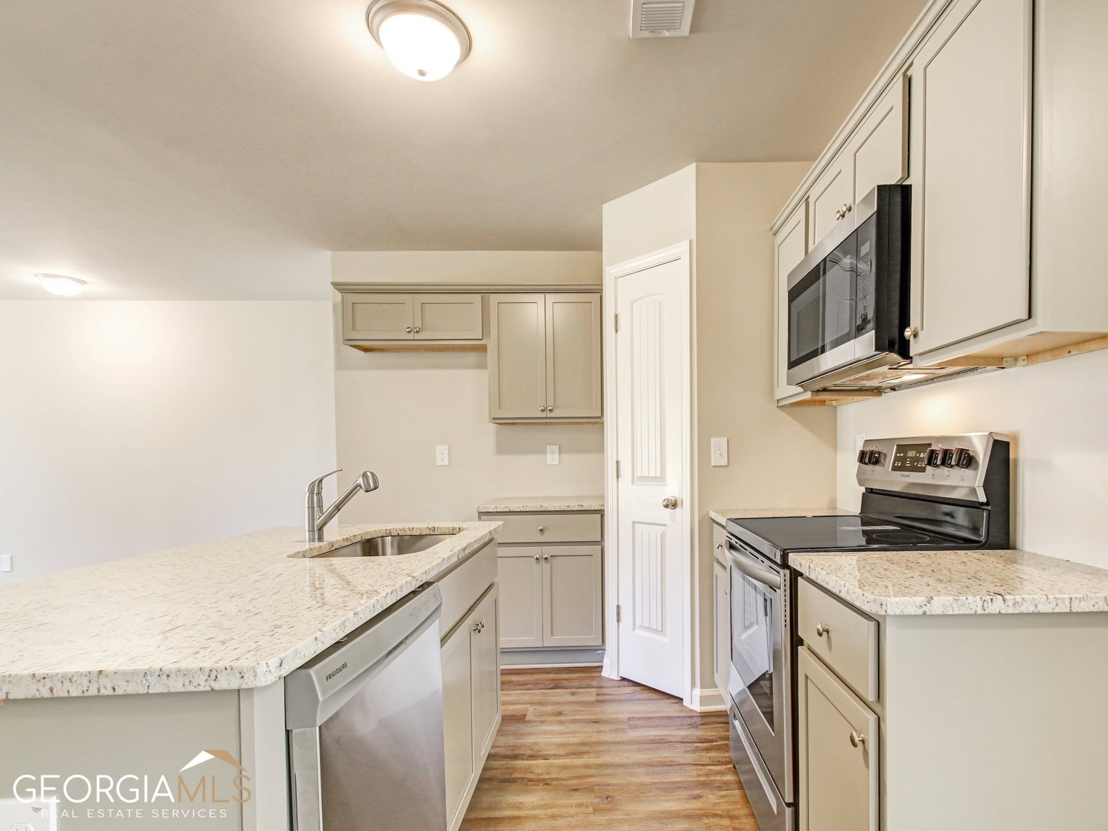 44 Holly Lane Woodbury - 6