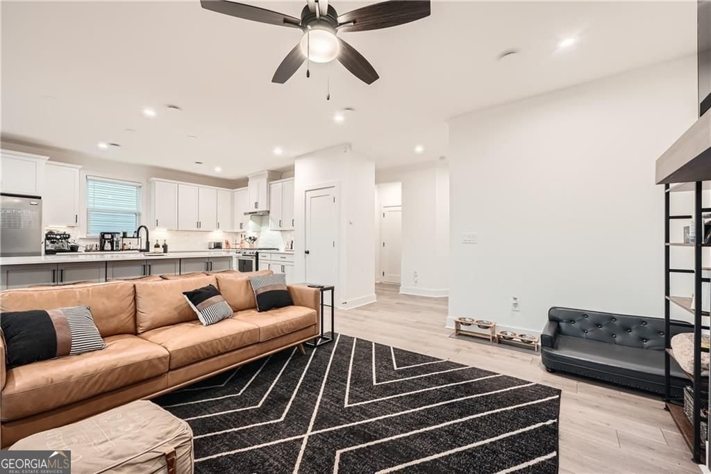 640 Avondale Park Circle Decatur - 10