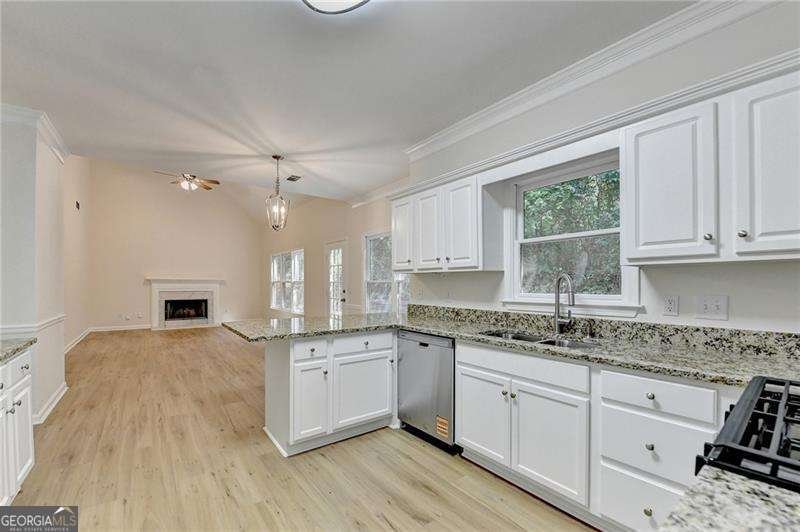 529 Rams Court Tucker - 12