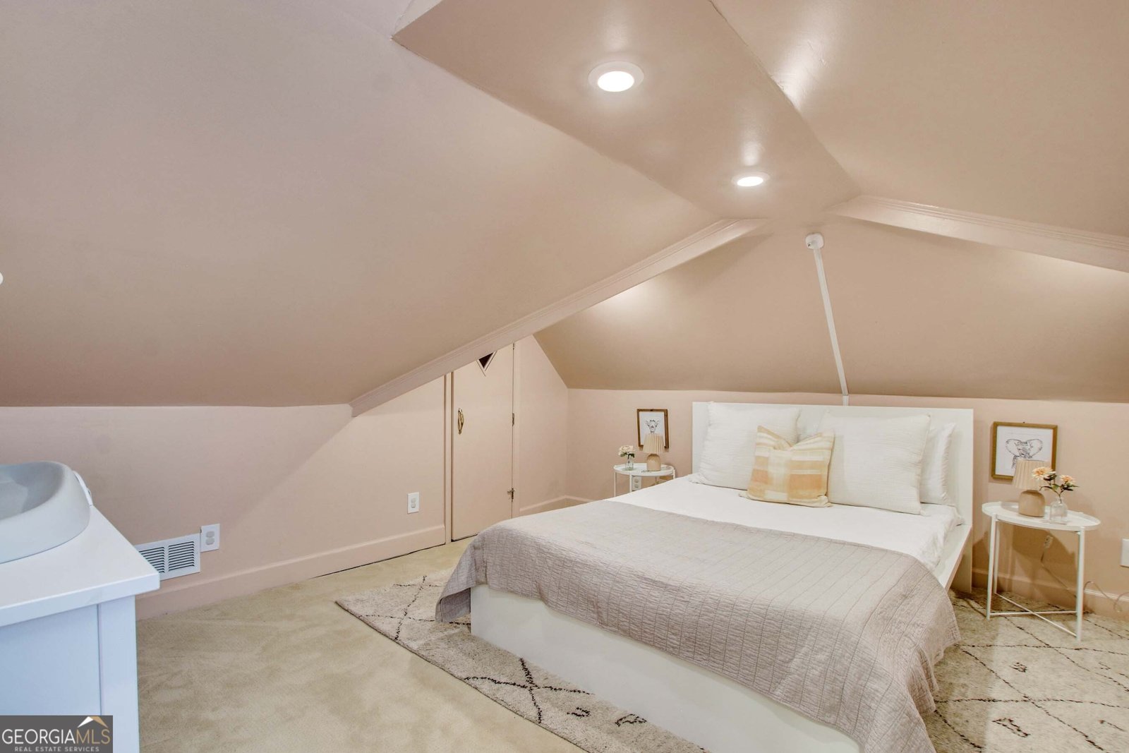 566 Wesley Road Atlanta - 31