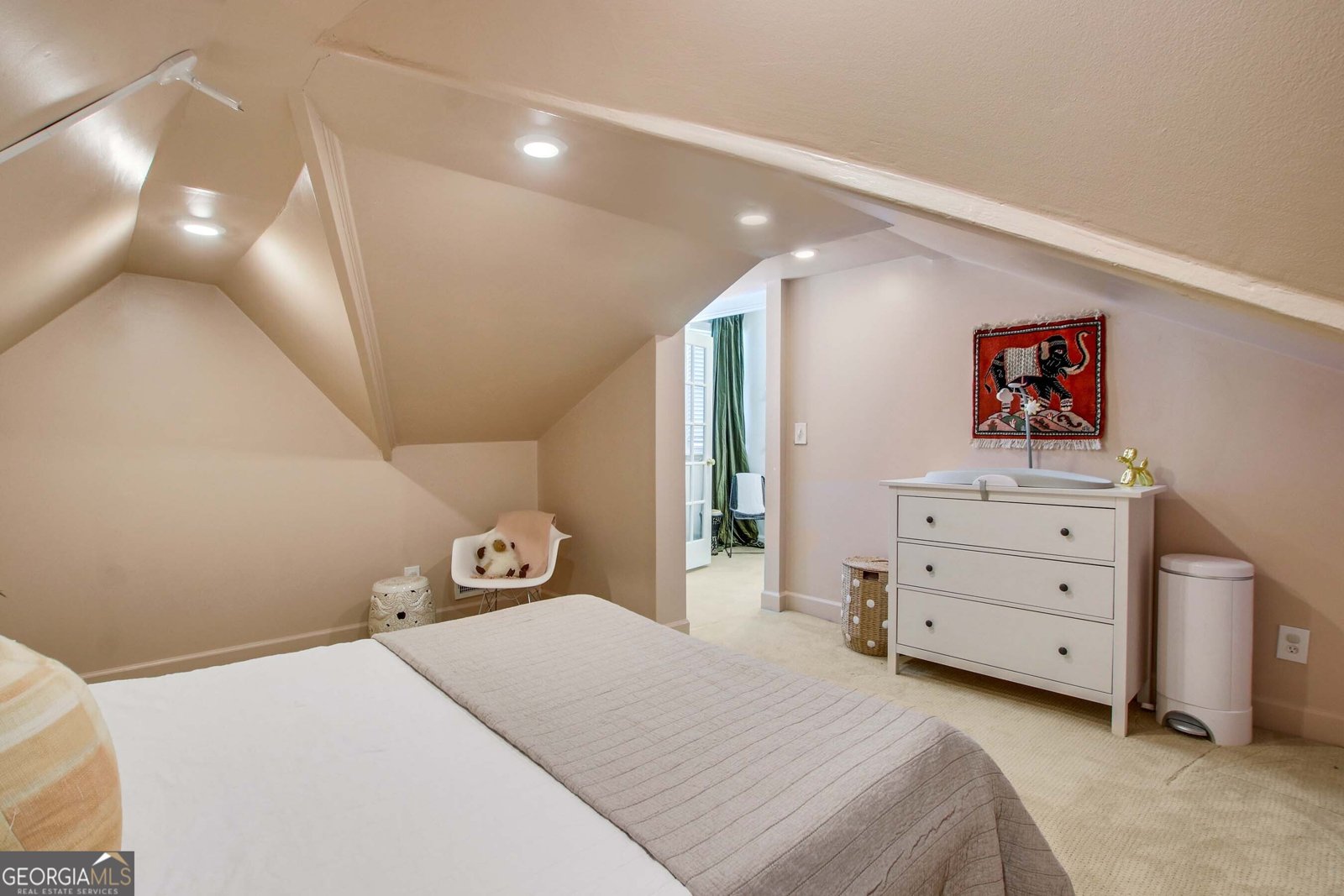 566 Wesley Road Atlanta - 32