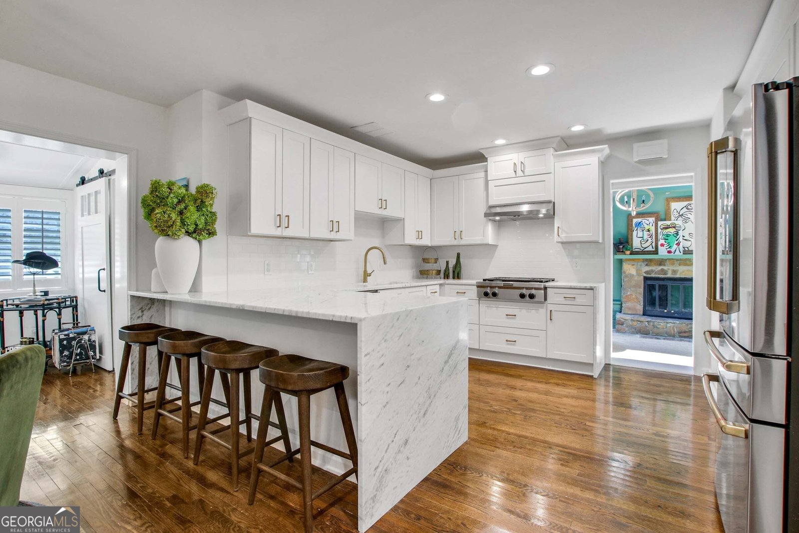 566 Wesley Road Atlanta - 9