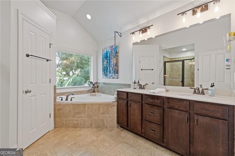 7580 Glisten Avenue Atlanta - 22