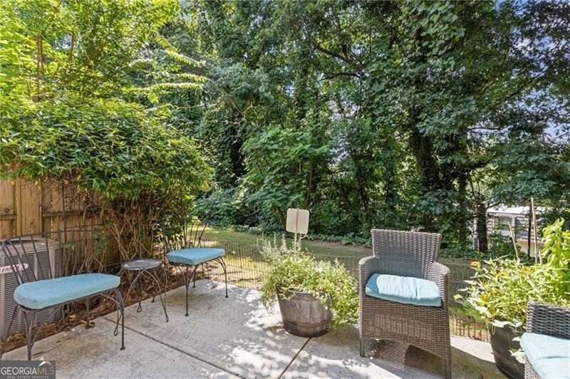 7580 Glisten Avenue Atlanta - 4