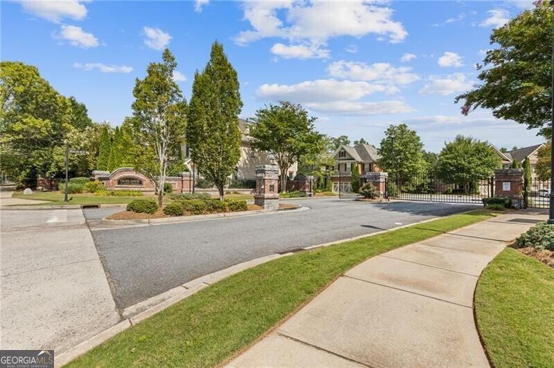 7580 Glisten Avenue Atlanta - 9