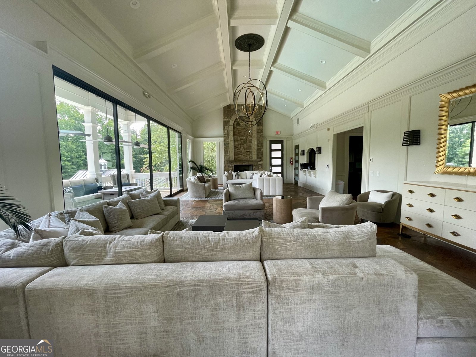 89 Parkview Drive Dallas - 58