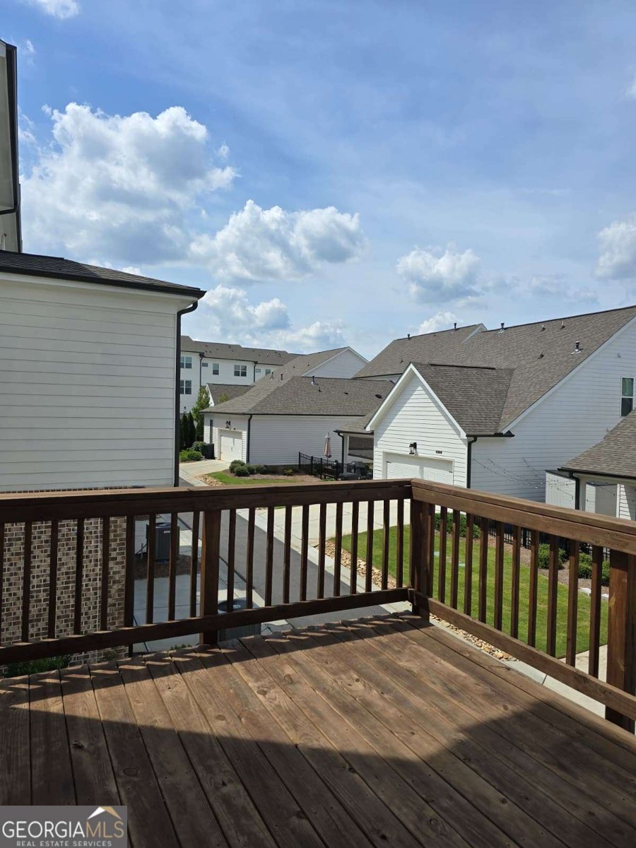 825 Green Sapling Trail Suwanee - 15
