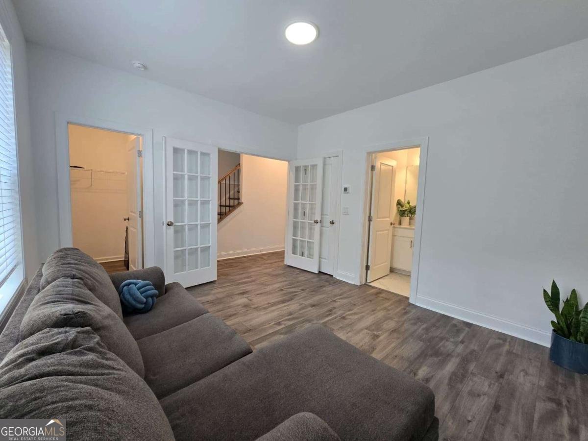 825 Green Sapling Trail Suwanee - 35