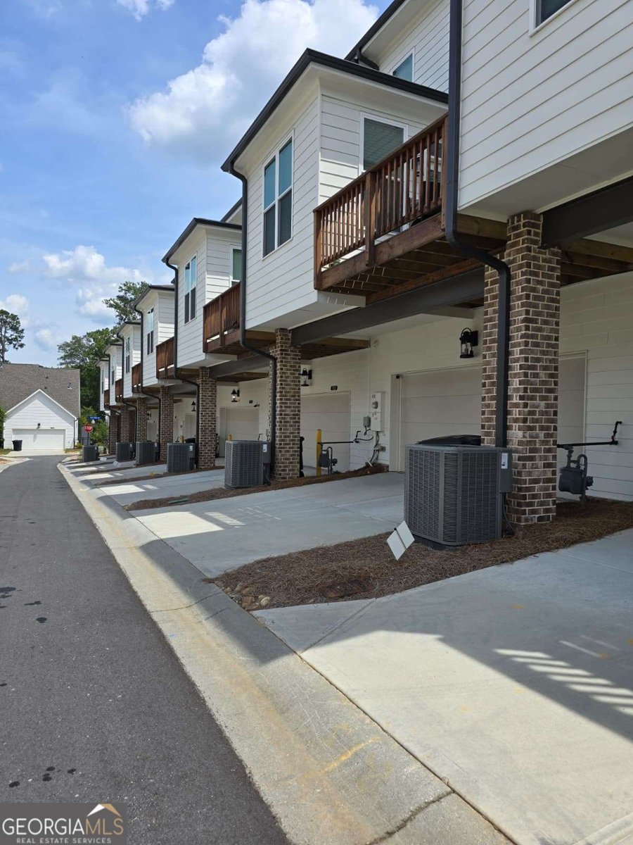 825 Green Sapling Trail Suwanee - 41