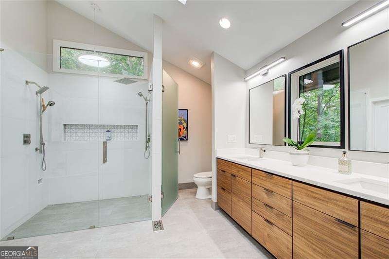 670 River Chase Point Atlanta - 25