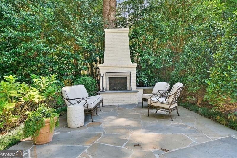 3673 Castlegate Drive Atlanta - 38