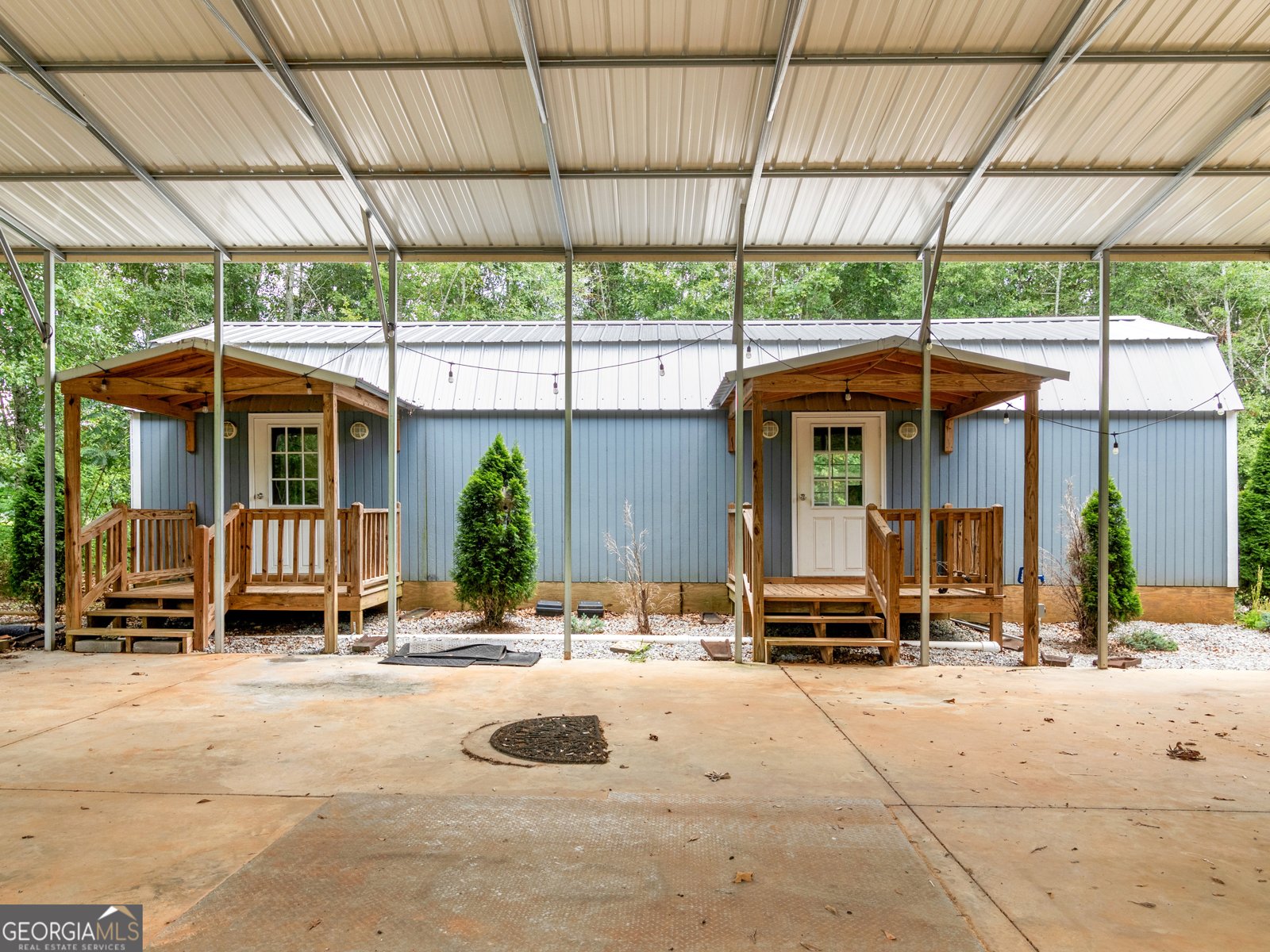 2051 Gough Road Louisville - 48