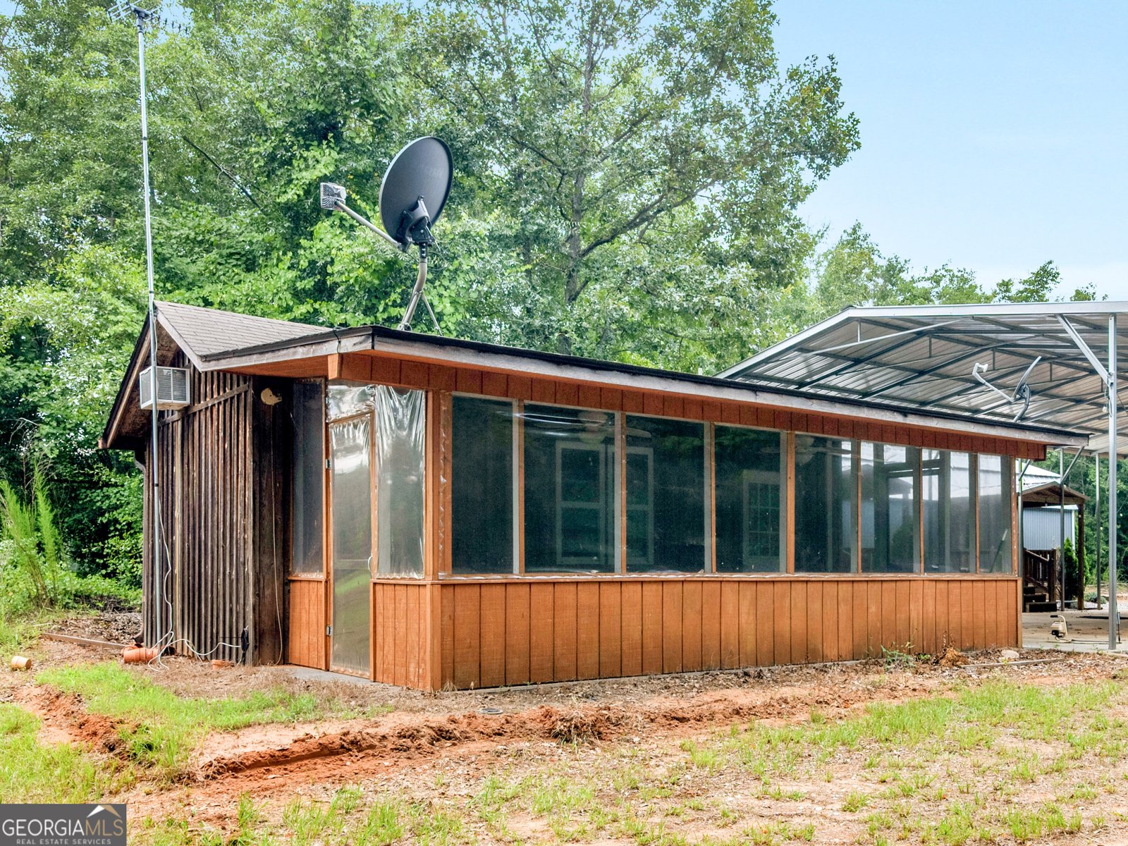 2051 Gough Road Louisville - 50