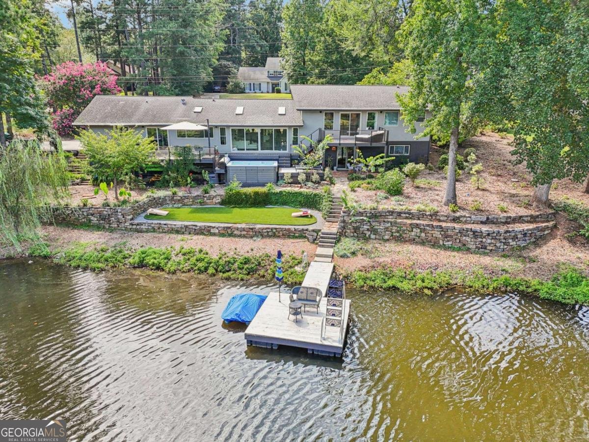 1085 Lake Charles Drive Roswell - 1
