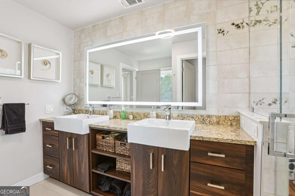 1085 Lake Charles Drive Roswell - 22