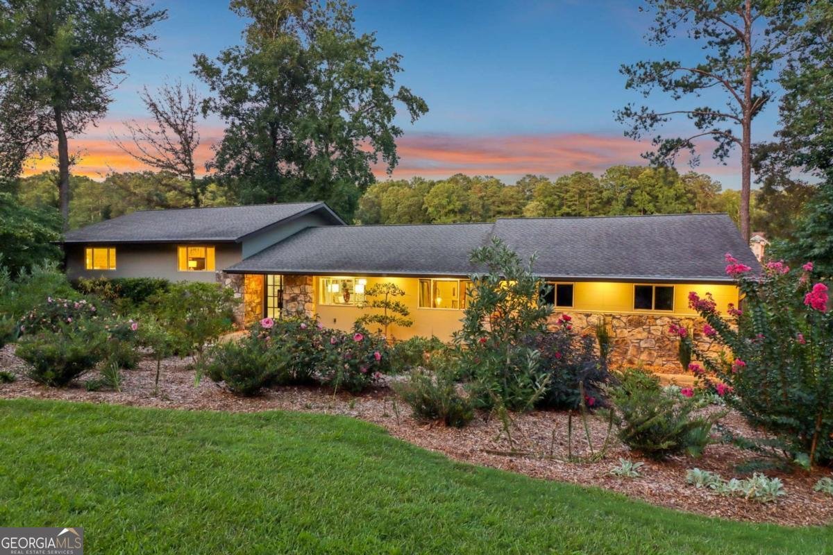 1085 Lake Charles Drive Roswell - 3