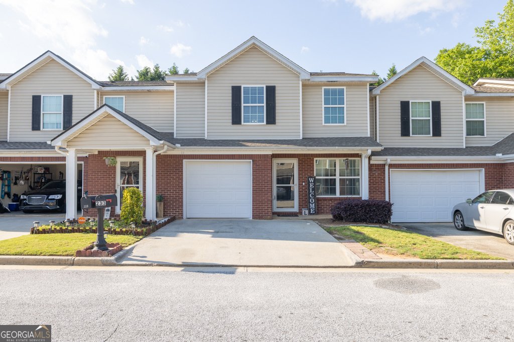 233 Tara Commons Walk Loganville - 1