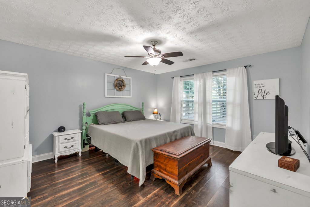 233 Tara Commons Walk Loganville - 23
