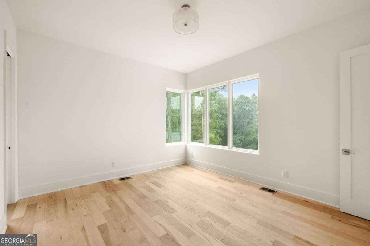 1064 Lupo Loop Chattahoochee Hills - 34