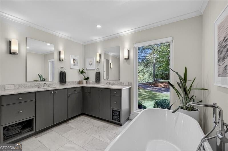 4351 Elizabeth Lane Atlanta - 1