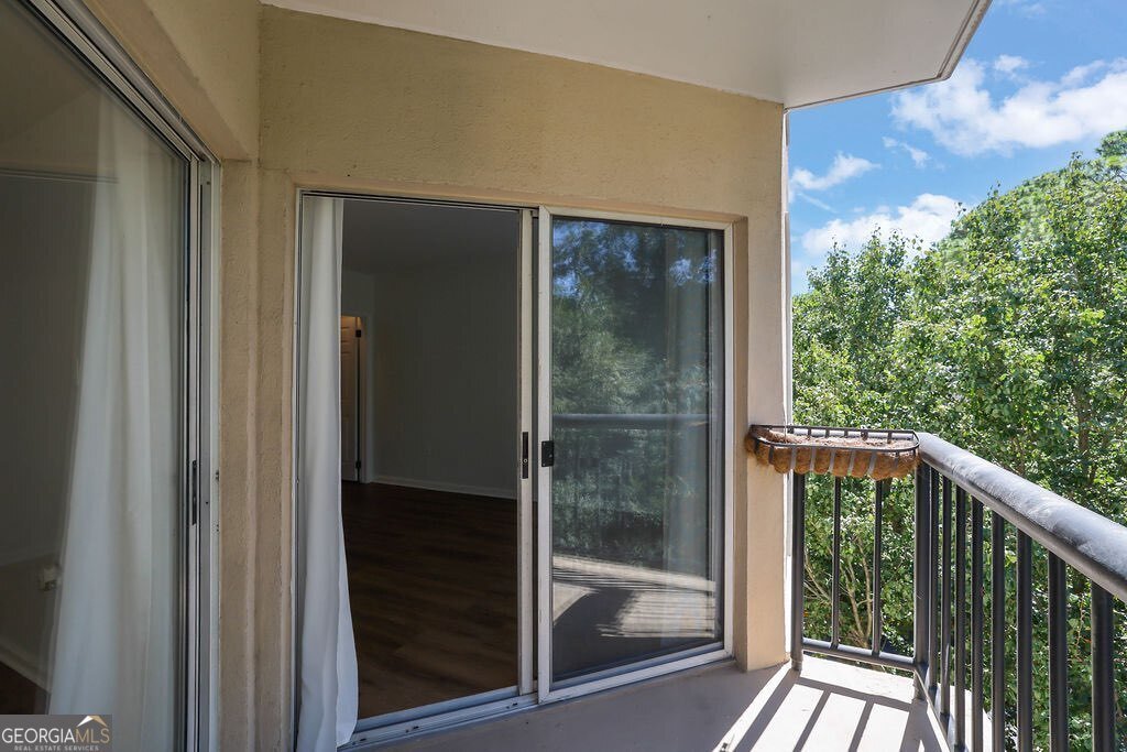 1 Biscayne Drive Atlanta - 25
