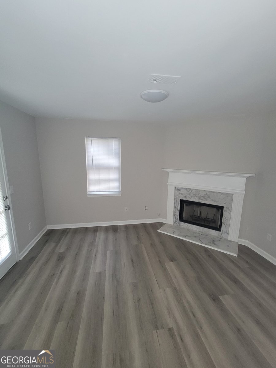 8170 Autumn Green Drive Fairburn - 4