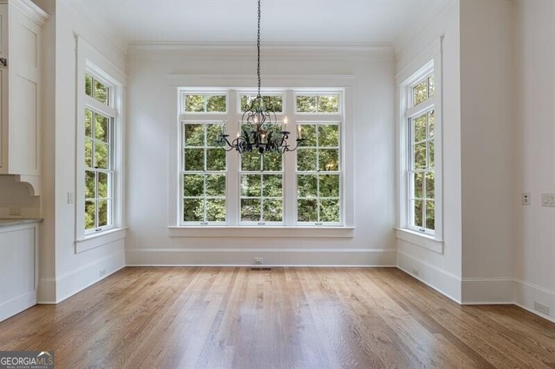 3375 Ridgewood Road Atlanta - 28