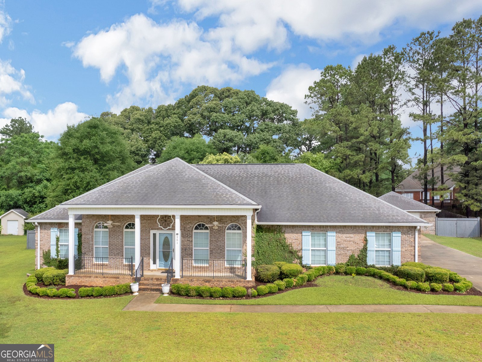 251 Hathersage Drive Kathleen - 1