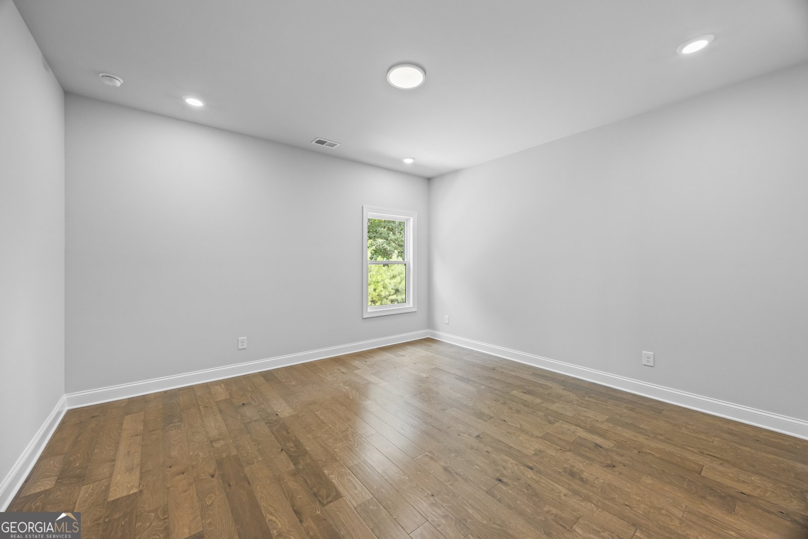 3900 White Street Suwanee - 25